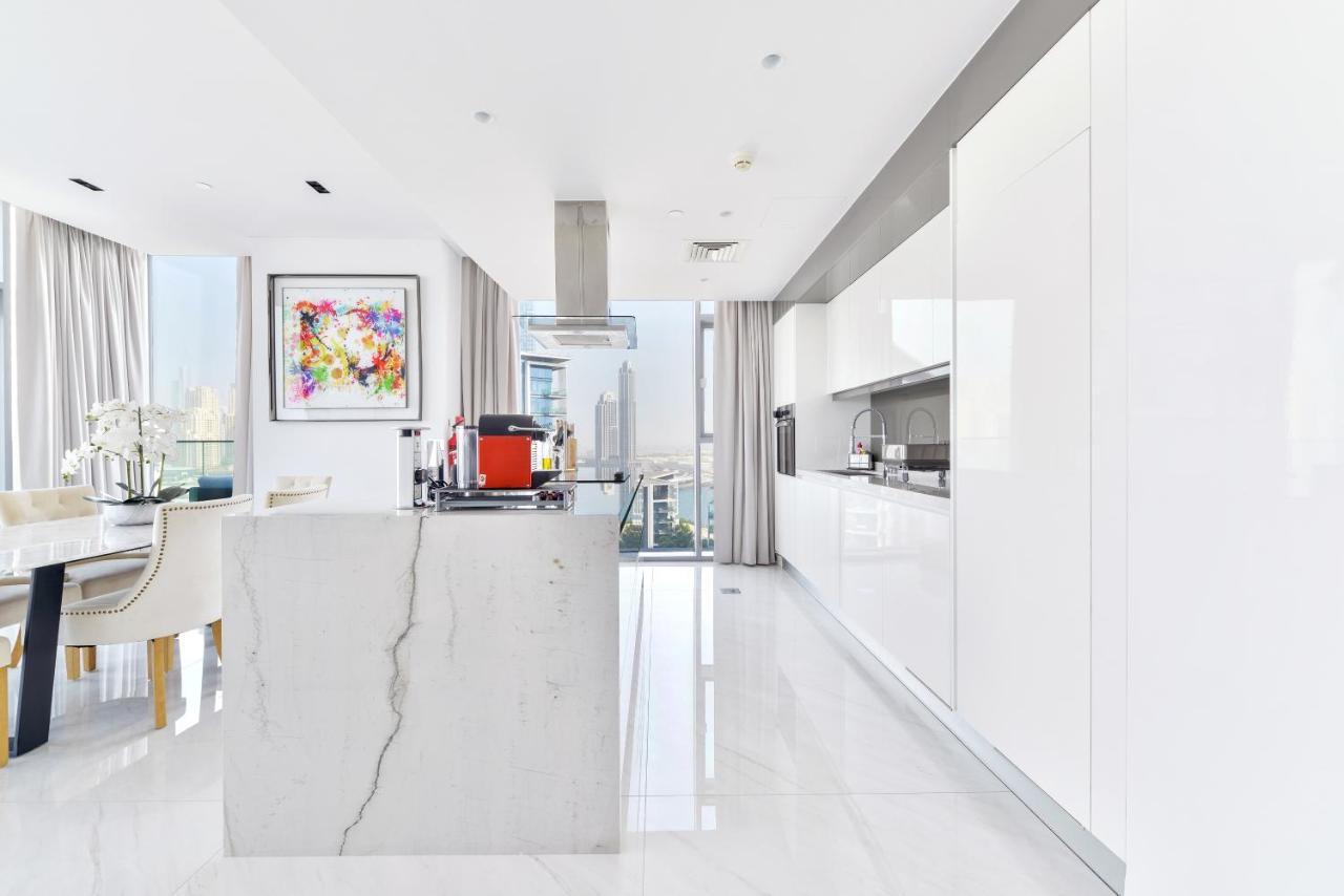 Spectacular 3 Bedroom Condo With Maids Room Facing The Dubai Eye Экстерьер фото
